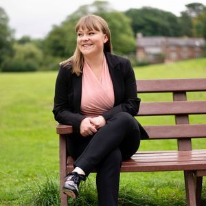 Meet your Posher, Lauren